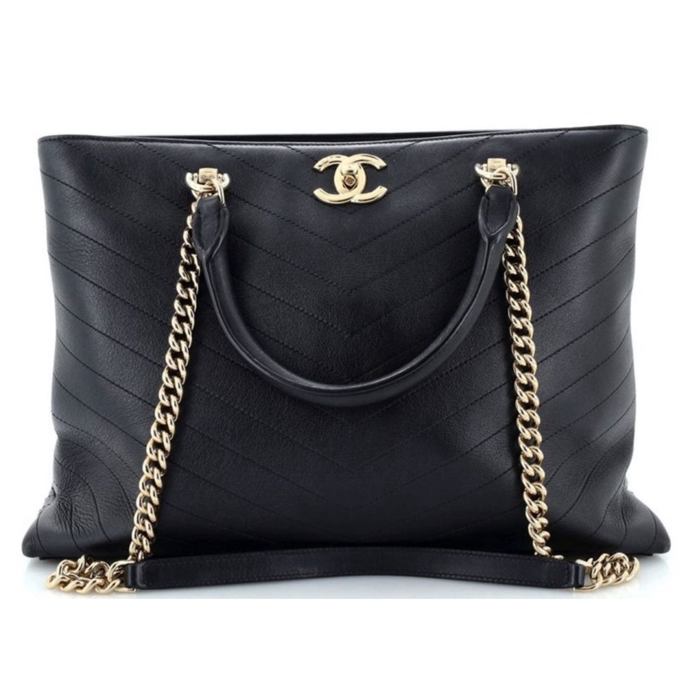🔥Chanel Chevron Chic Shopping Tote small 🔥